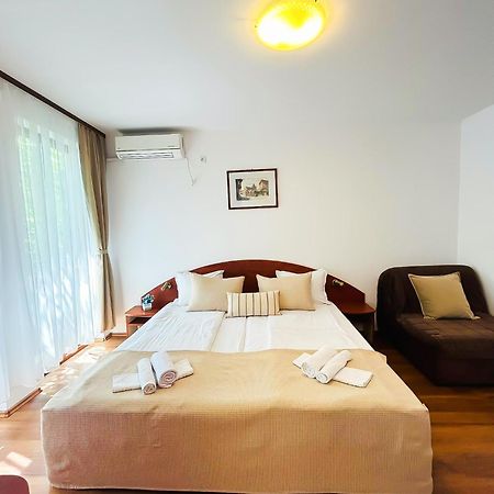 Family Hotel Helios Sunny Beach Ngoại thất bức ảnh