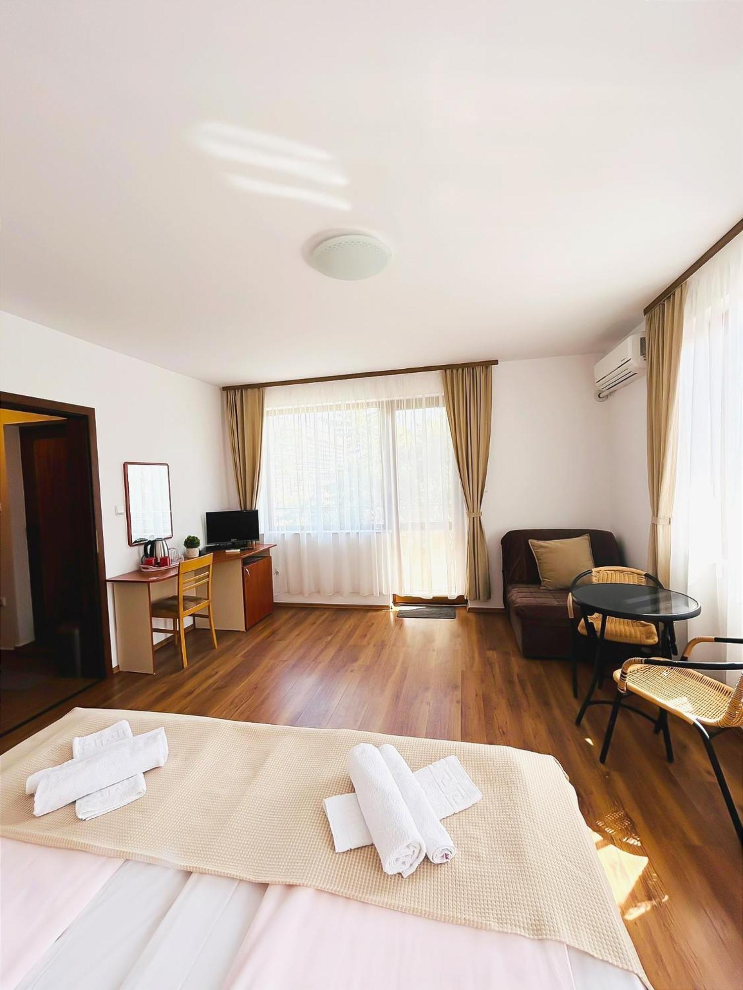 Family Hotel Helios Sunny Beach Ngoại thất bức ảnh