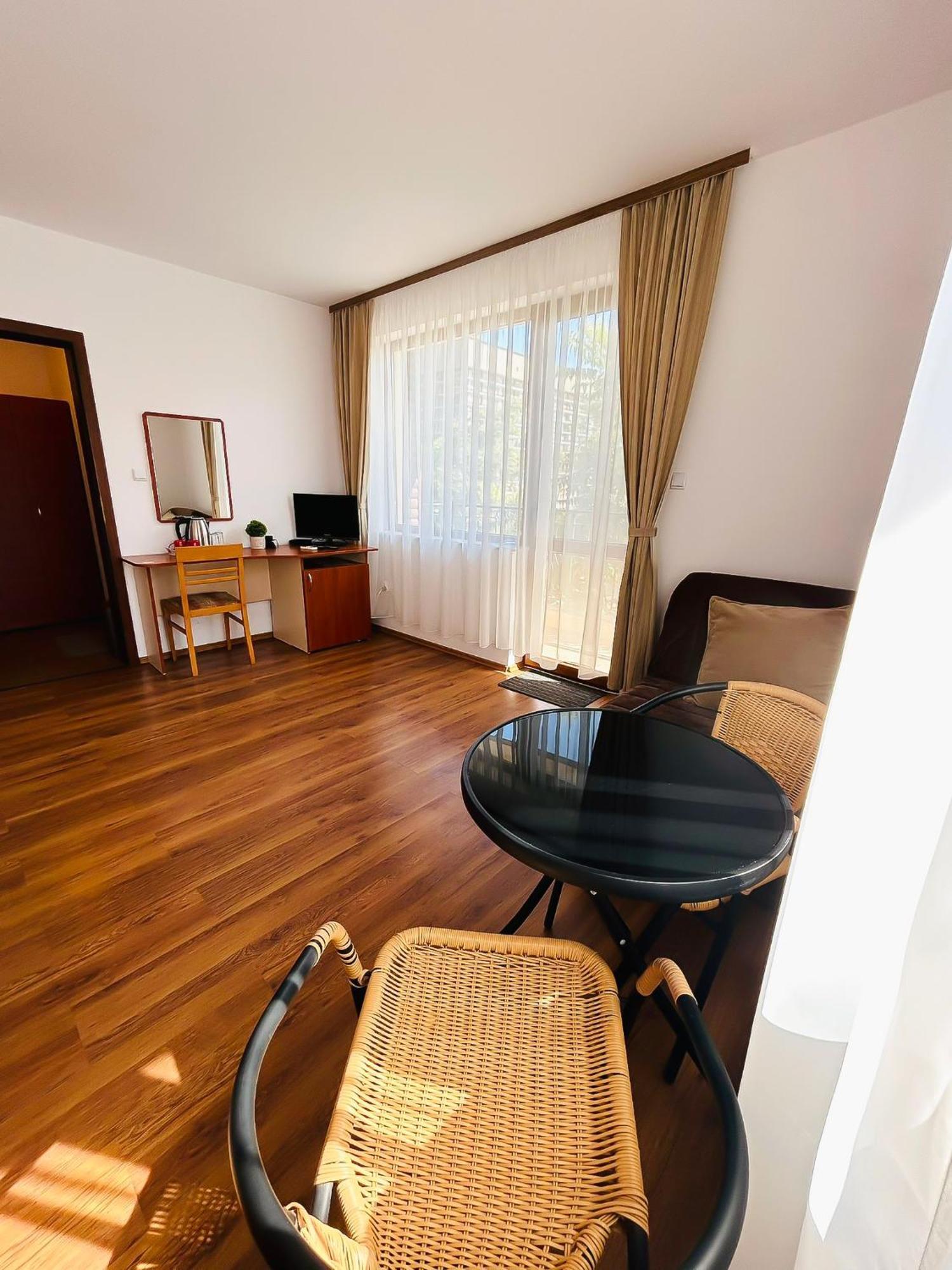 Family Hotel Helios Sunny Beach Ngoại thất bức ảnh